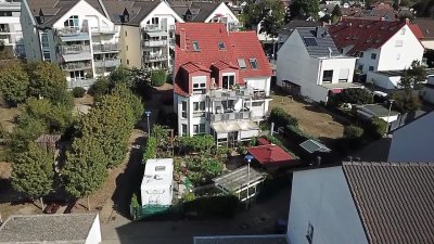 Freie Erdgeschosswohnung mit grosser Souterrain und Garten im Herzen Langen ..