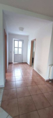 +++ Wunderschönes Reihenhaus, offene Galerie, großz., Wohnbereich, Garten !!!+++