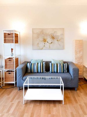 Cozy & Warm Studio with Garden View, U/S-Bahn Tempelhof