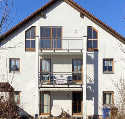 Modernisierte 2-Zimmer-Wohnung mit großem Balkon, EBK und Gartenmitbenutzung in München-Waldperlach