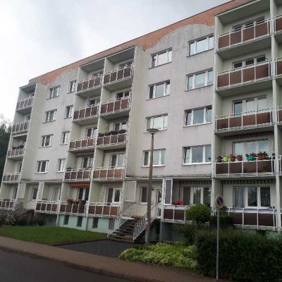 3 Zimmer Wohnung mit Balkon und Wannenbad