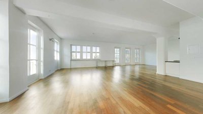 Friedrichshain- 156m² Wohnfläche - Traum für Familien und Singles