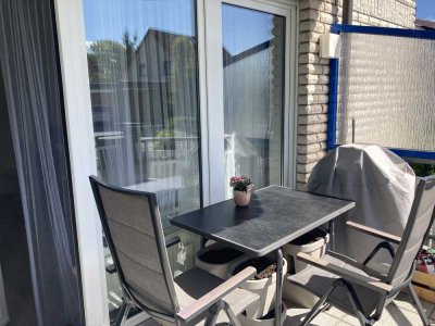 Neuwertig, schön, 3ZKBB+GWC mit gehobener Ausstattung und gr. Balkon
