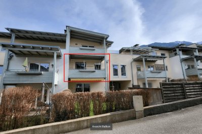 Gepflegte 2 Zimmer Wohnung mit großem Balkon in Schwaz ab sofort um gesamt 860 € zu vermieten!