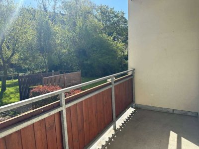 Attraktive 4-Zimmer-Wohnung mit Balkon ins Grüne in begehrter Lage in Leipzig-Möckern