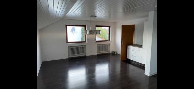 Großzügige Wohnung mit Balkon in 72336 Balingen zu vermieten