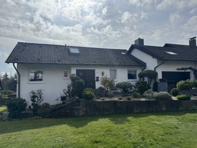 Schöne 5,5-Zimmer-Erdgeschosswohnung mit Terrasse und gepflegten Gartenanteil in Glattbach