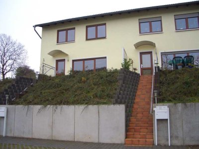 Schönes Reihenhaus im Grünen