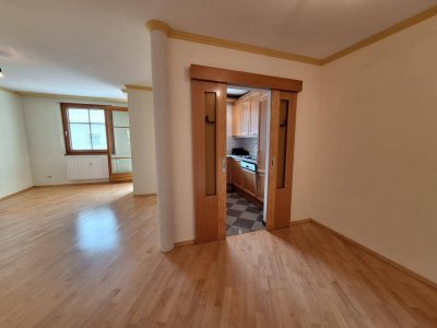 360 Tour / Besonders charmante, ruhige, helle 2-Zimmer-Loggia-Neubauwohnung in schöner, ruhiger Grünlage von Klagenfurt
