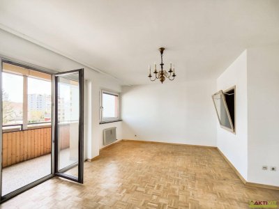 Großzügige Wohnung mit Ausblick, Gartennutzung und Lift. - Ideales Investmentobjekt.