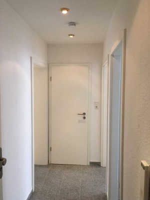 Schöne zwei Zimmer Wohnung in Hannover, Oststadt, Südbalkon zentrale Lage, Bahnhofsnähe