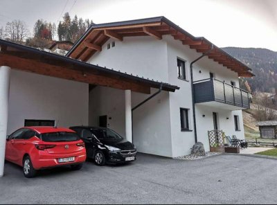 Haus ( 2 Wohnungen ) zu verkaufen