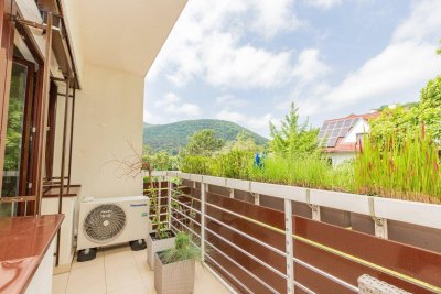 Topsanierte Grünruhelage mit drei Balkonen und herrlichem Fernblick in der Hinterbrühl