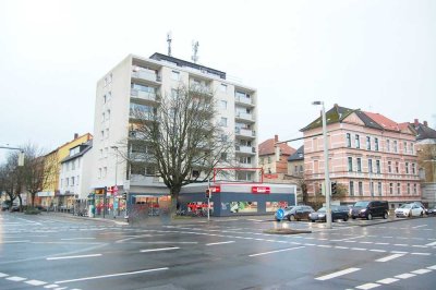 Vermietete 3 Zimmerwohnung mit Balkon, Stellplatz, Einbauküche & Fahrstuhl im Östlichen Ring