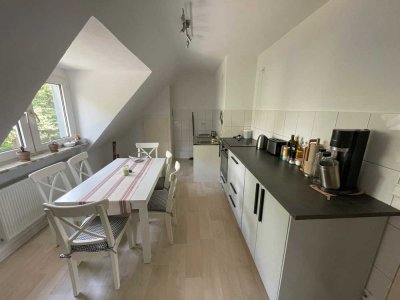 Gemütliche 51 qm Dachgeschosswohnung in Recklinghausen Nord am 01.11.2025 zu vermieten.