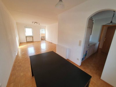 Helle, ruhige 80m² 3-Zimmer-Wohnung mit Balkon, WG-tauglich, ohne Makler! Tiefgarage optional