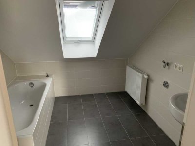 Exklusive, neuwertige 3,5-Raum-Wohnung in Ottendichl