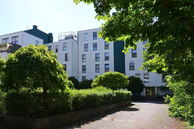 Sehr schöne, helle und freie 4-Zi-Whg mit Balkon und TG-Stellplatz, ohne Käuferprovision!