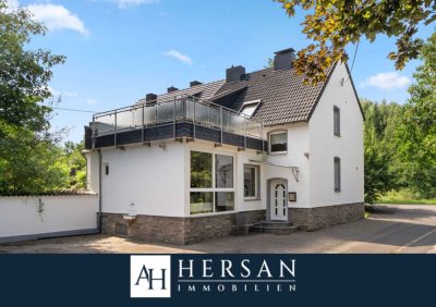 Einzigartige Doppelhaushälfte mit traumhaftem Grundstück in Stolberg-Vicht!