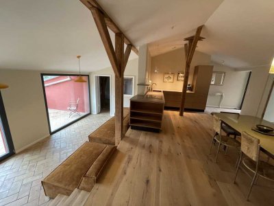 Helle und exklusive Dachetagenwohnung