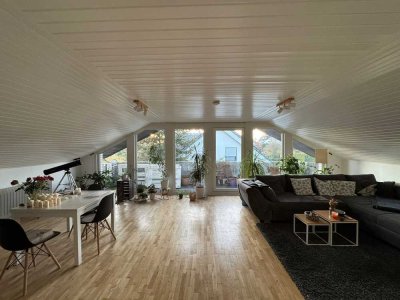 Hochwertige Dachgeschosswohnung mit 93qm in ruhiger Lage