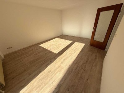 2-Zimmer-EG-Wohnung, UE-Hoevermannskamp mit Terrasse