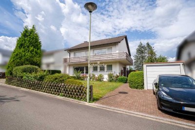 Einfamilienhaus mit Kamin, Wintergarten, Schwimmhalle & Sauna, 2 Garagen in Toplage von Hagen-Geweke