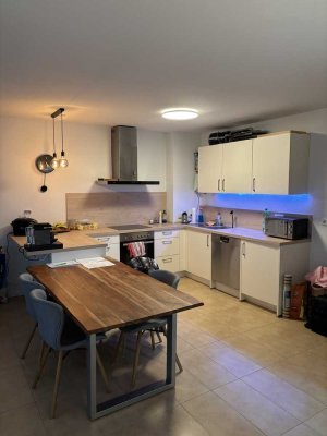 Neuwertige 2-Zimmer-Wohnung mit Balkon und Einbauküche in Speyer