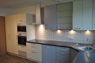 Freundliche 2-Zimmer-Wohnung mit Balkon und Einbauküche in Bad Häring