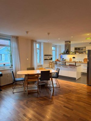 Wohnen mit Altbaucharme und modernem Komfort – 3,5-Zimmer-Wohnung in der Kaiserslauterer Innenstadt