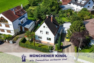 • PLATZ FÜR IHRE ZUKUNFT – GRUNDSTÜCK MIT ALTBESTAND IN RUHIGER LAGE  •