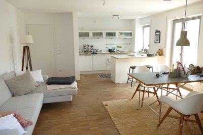 Moderne, lichtdurchflutete 3-Zimmer-Wohnung mit Süd-/Westbalkon
