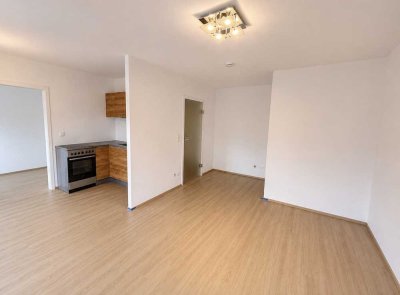 Gehobene 1,5-Zimmer-Wohnung mit neuer Einbauküche in Wiesbaden