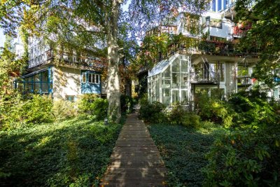 Zuhause im Grünen mit den urbanen Vorzügen der Stadt! Bezugsfreies 5 Zimmer Reiheneckhaus!