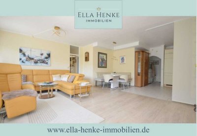 Stilvolle, schöne 3-Zimmer-Wohnung mit großem Balkon, Fahrstuhl und neuem Bad.