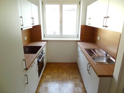 Gemütliche Mietwohnung mit neuer Einbauküche, Terrasse und Lift, in der Nähe vom Bahnhof Feldbach ...!