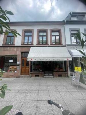 Saarlouis-City, im HInterhaus, 2ZKB - EBK DG - 90 m²
