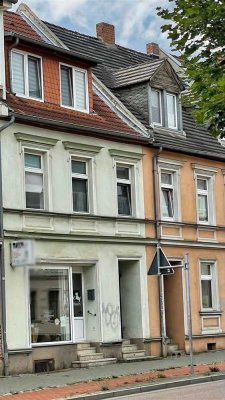 Wohn -und Gewerbeflächen in einem Haus