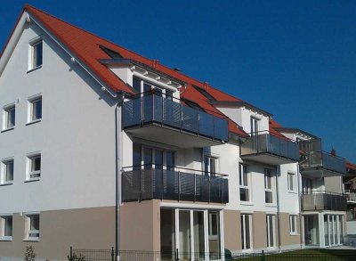 ELEGANTE 4-ZIMMER-GARTENWOHNUNG MIT 200m² PRIVATGARTEN