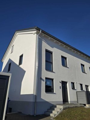Erstbezug Doppelhaushälfte am Moniberg