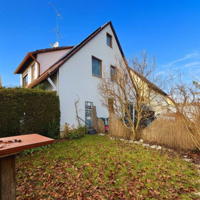 FREIE, HELLE 3 ZIMMER-DG-WOHNUNG MIT GROßEM BALKON UND EIGENEM GARTEN IN SCHÖNER WOHNLAGE