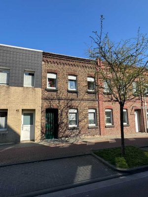 Gepflegtes Reihenmittelhaus in Grevenbroich-Stadtmitte!