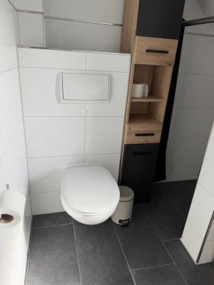 Schöne 2 Zimmer Dachgeschoss Wohnung in Innenstadtlage