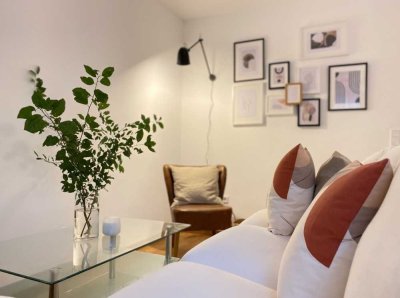 Zuhause sein - Glücklich sein! Modernes und vollmöbliertes Apartment für Kurz oder Langmieter.