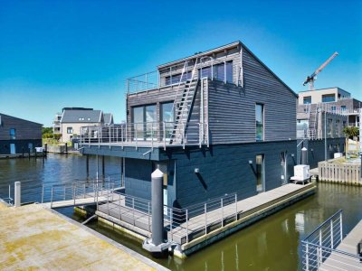 Exklusives Wasserhaus mit Sauna in einzigartigem Umfeld auf der Schlei - 1 Bootsplatz - Erstbezug!