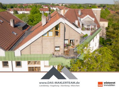 Besondere Penthouse-Wohnung auf zwei Ebenen in ruhiger Lage mit viel Potenzial und Charme