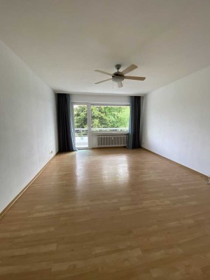 Helle, ruhige, neu-angelegte 2-Zimmer-Wohnung, 2 Balkone, inkl. Einbauküche in Mainz-Bretzenheim