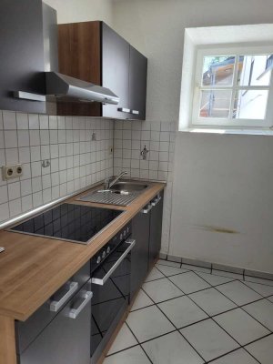 3 Zimmer Erdgeschosswohnung in Klausen mit Einstellplatz