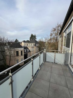 Freundliche 4-Zimmer-Wohnung mit Balkon in Neuss (Rhein-Kreis)