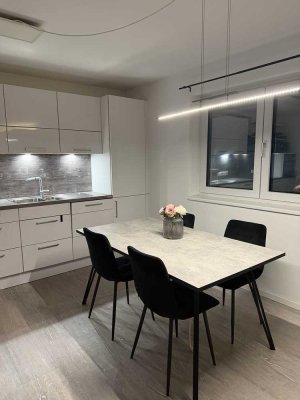 Ab sofort ! mit EBK und großer Terrasse